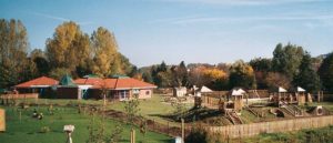 Schwarzer Weg 1